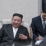 Selon un chercheur, une alliance plus forte entre Pyongyang, Moscou et Pékin pourrait entraîner une "déstabilisation dans la région", et des munitions fournies par Pyongyang auraient un impact significatif sur le conflit en Ukraine. (photo de Kim ...